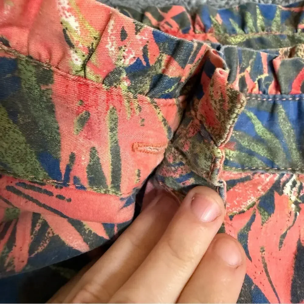 Kut From the Kloth Tropical Print Large Slit Midi Skirt Size Medium